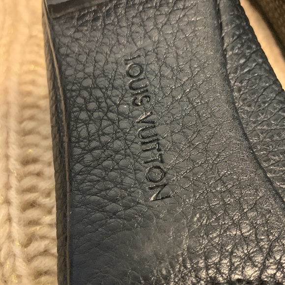 Authentic Louis Vuitton flats.  7-1/2 - Picture 8 of 12